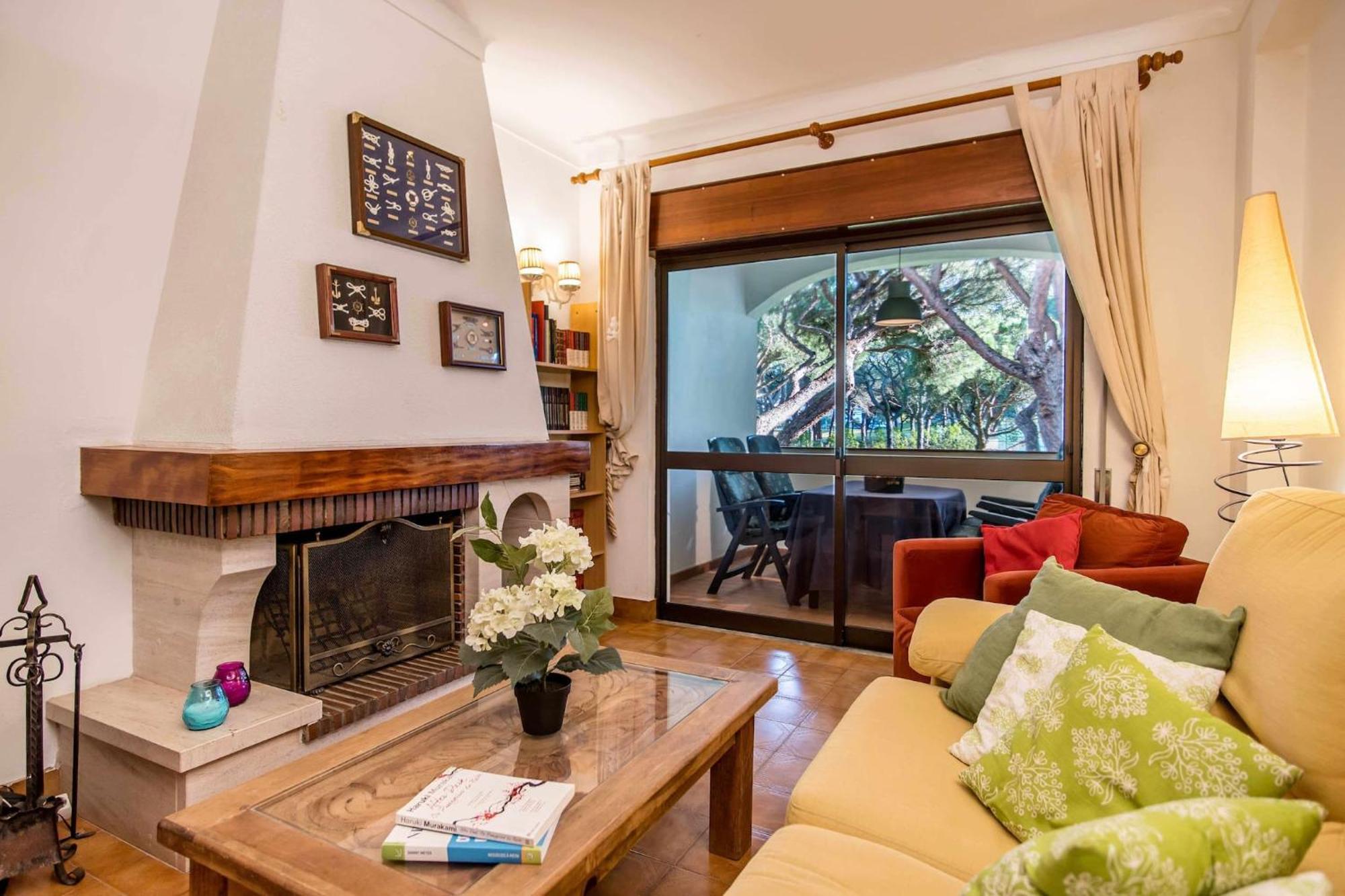 Casa Falesia T2 - Garden View - 5 Min From The Beach - Wifi Olhos de Agua  Buitenkant foto