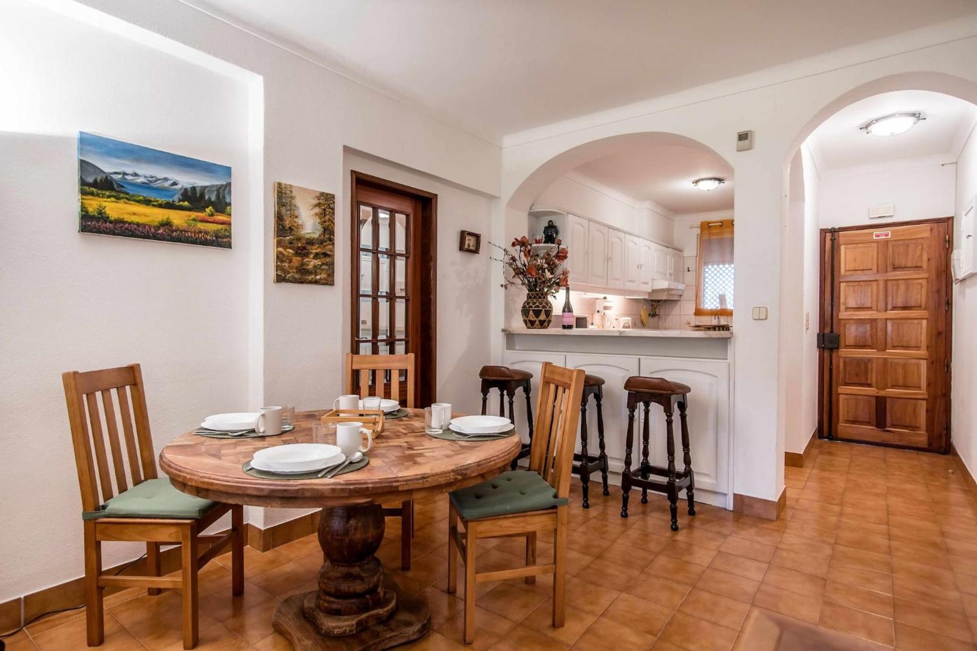Casa Falesia T2 - Garden View - 5 Min From The Beach - Wifi Olhos de Agua  Buitenkant foto